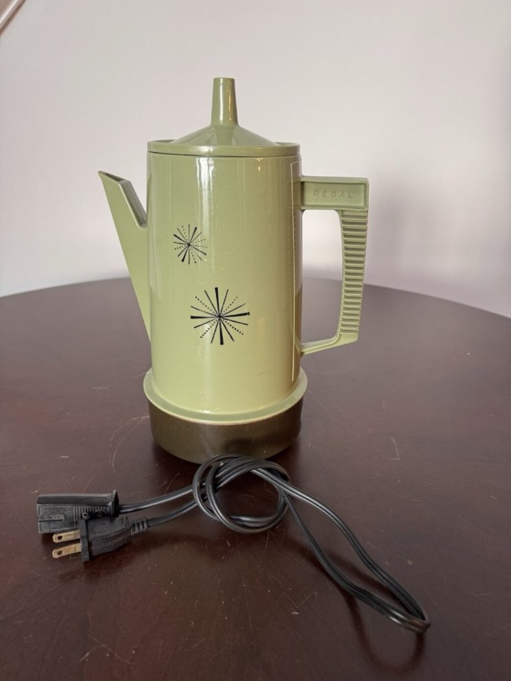 VTG Atomic Regal Poly Perk Automatic Percolator Avocado Greeb Coffee Pot 4-8 Cu